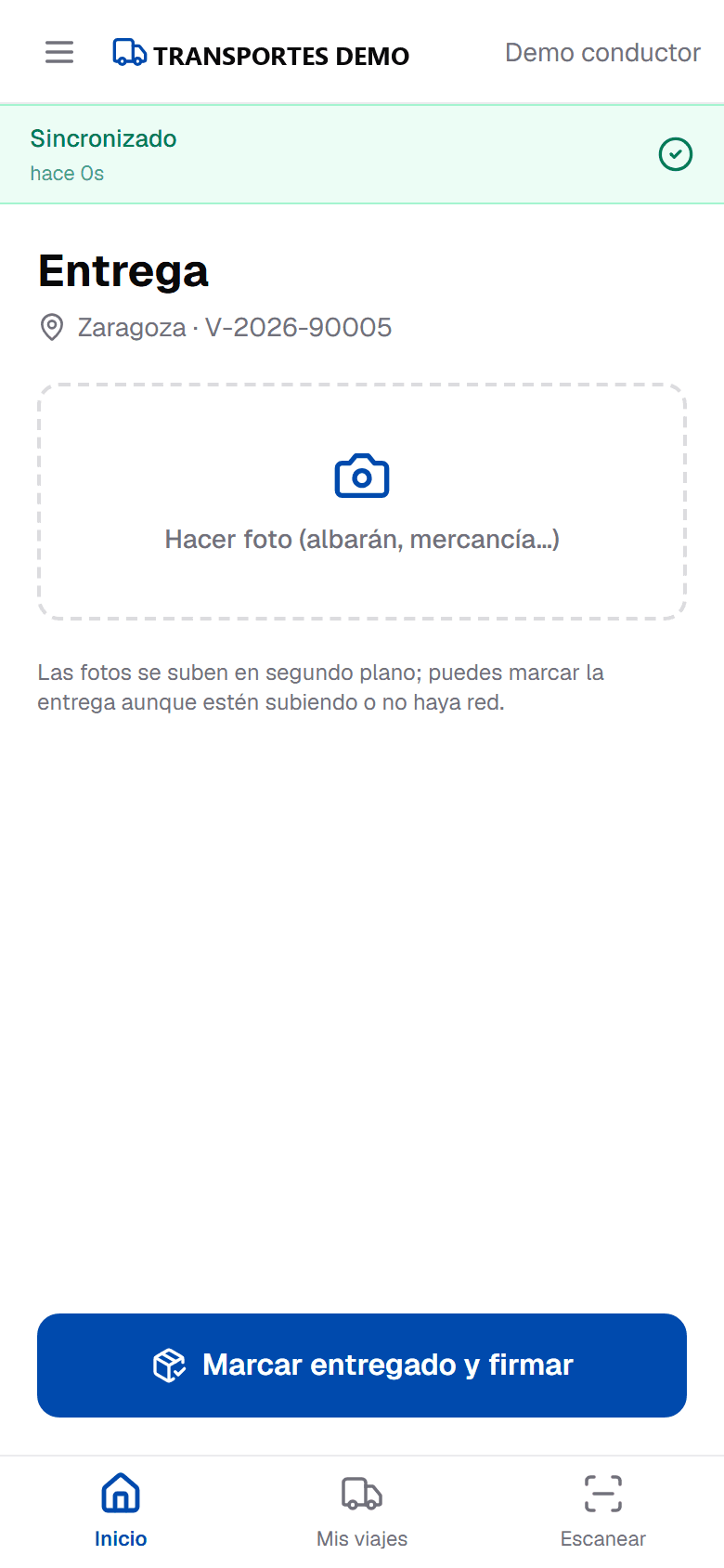 Pantalla de entrega en la app del conductor con foto del albarán o de la mercancía y botón para marcar entregado y firmar.